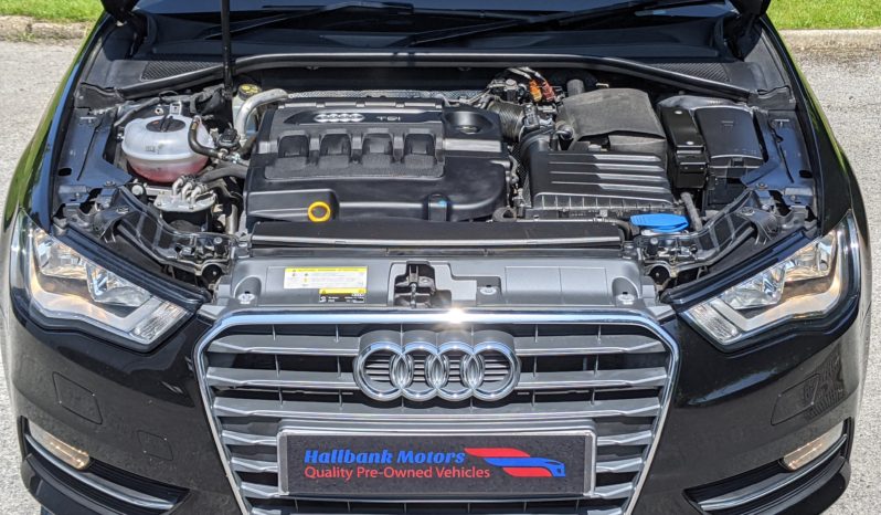 AUDI A3 1.6 TDI SPORT full