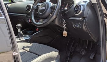 AUDI A3 1.6 TDI SPORT full