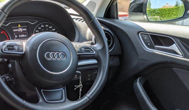 AUDI A3 1.6 TDI SPORT full