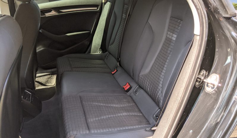 AUDI A3 1.6 TDI SPORT full