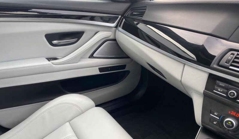 BMW M5 4.4 V8 full